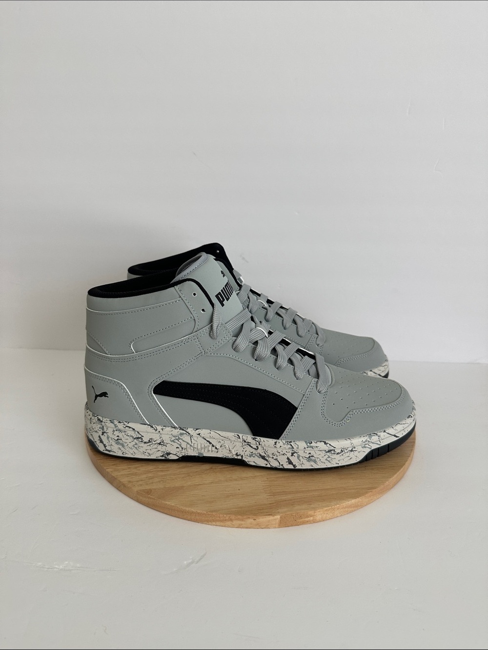 PUMA Rebound Layup Nubuck Marble 2 Mens Basketball Shoes
